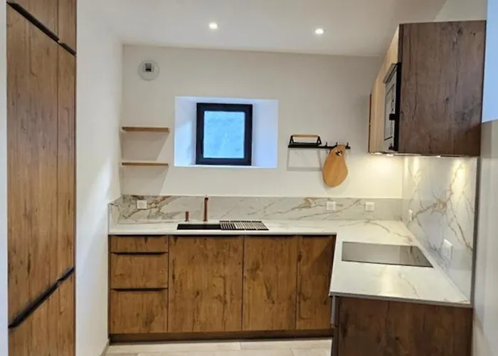 Maison Beyrede-Jumet-Camous